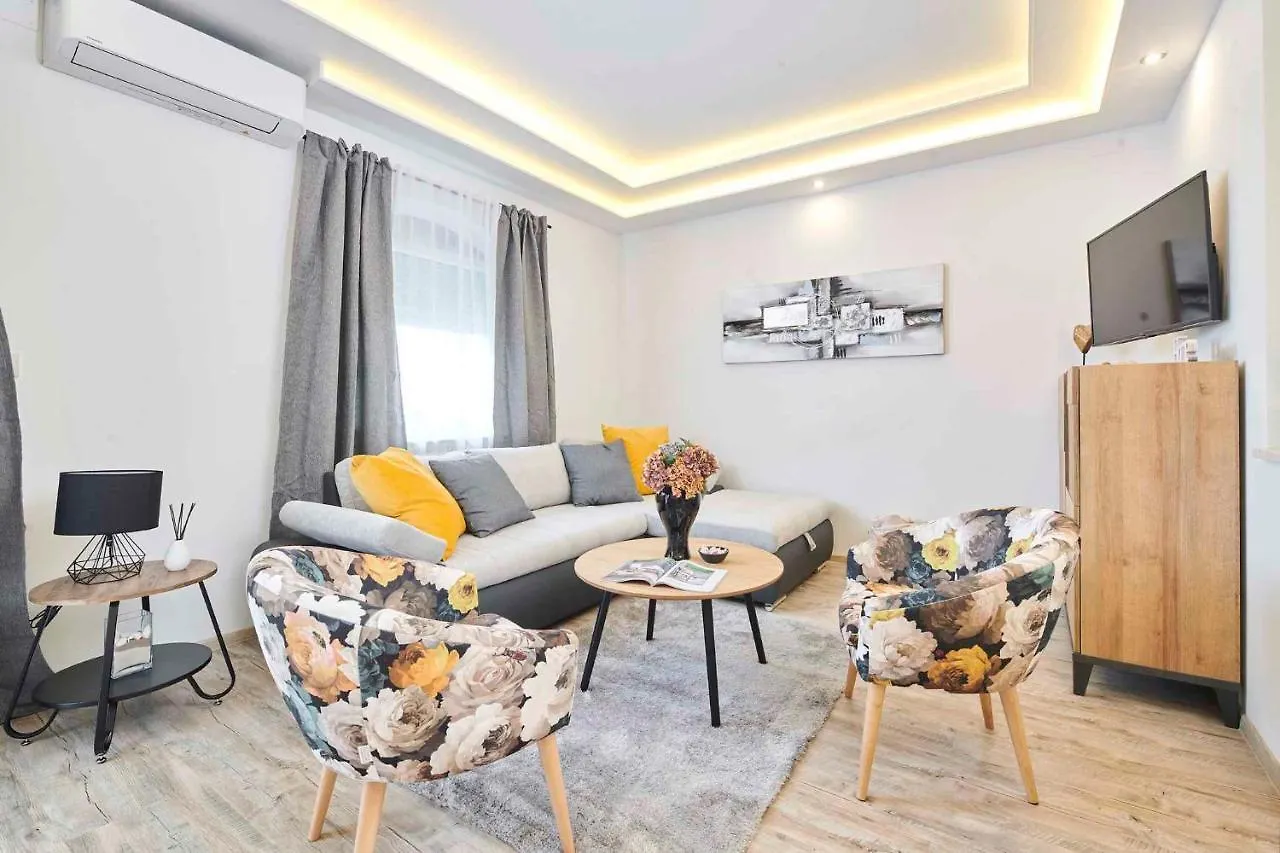 Holiday Home In Murine - Istrien 42601